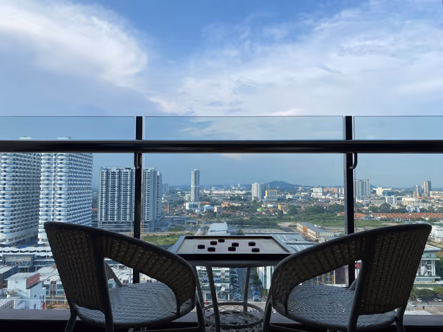 One Bedroom Apartment - Balcony
