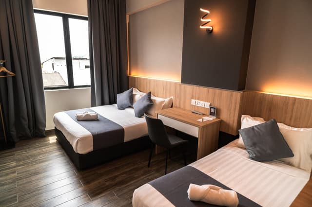 Deluxe Triple Room