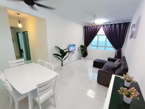 อพาร์ตเมนต์ 3 ห้องนอน 2 ห้องน้ำส่วนตัว ขนาด 1100 ตร.ม. – ซิตี้เซ็นเตอร์ (D'luna Homestay Terengganu SEAVIEW/DRAWBRIGE VIEW)2