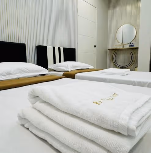 Deluxe Twin Room Type A