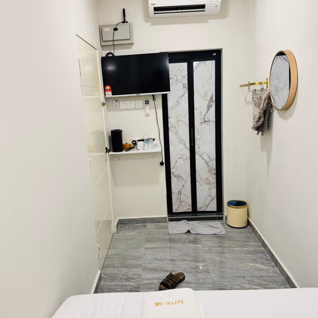 Singe Room
