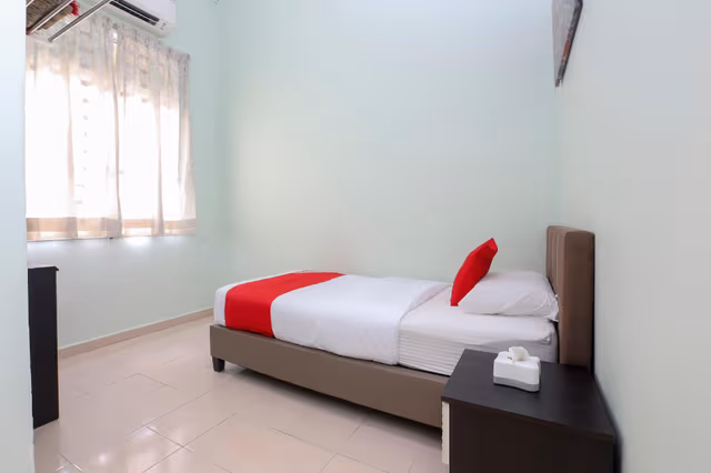 Deluxe Single Room