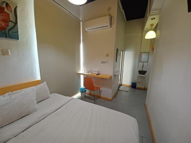 Queen Room