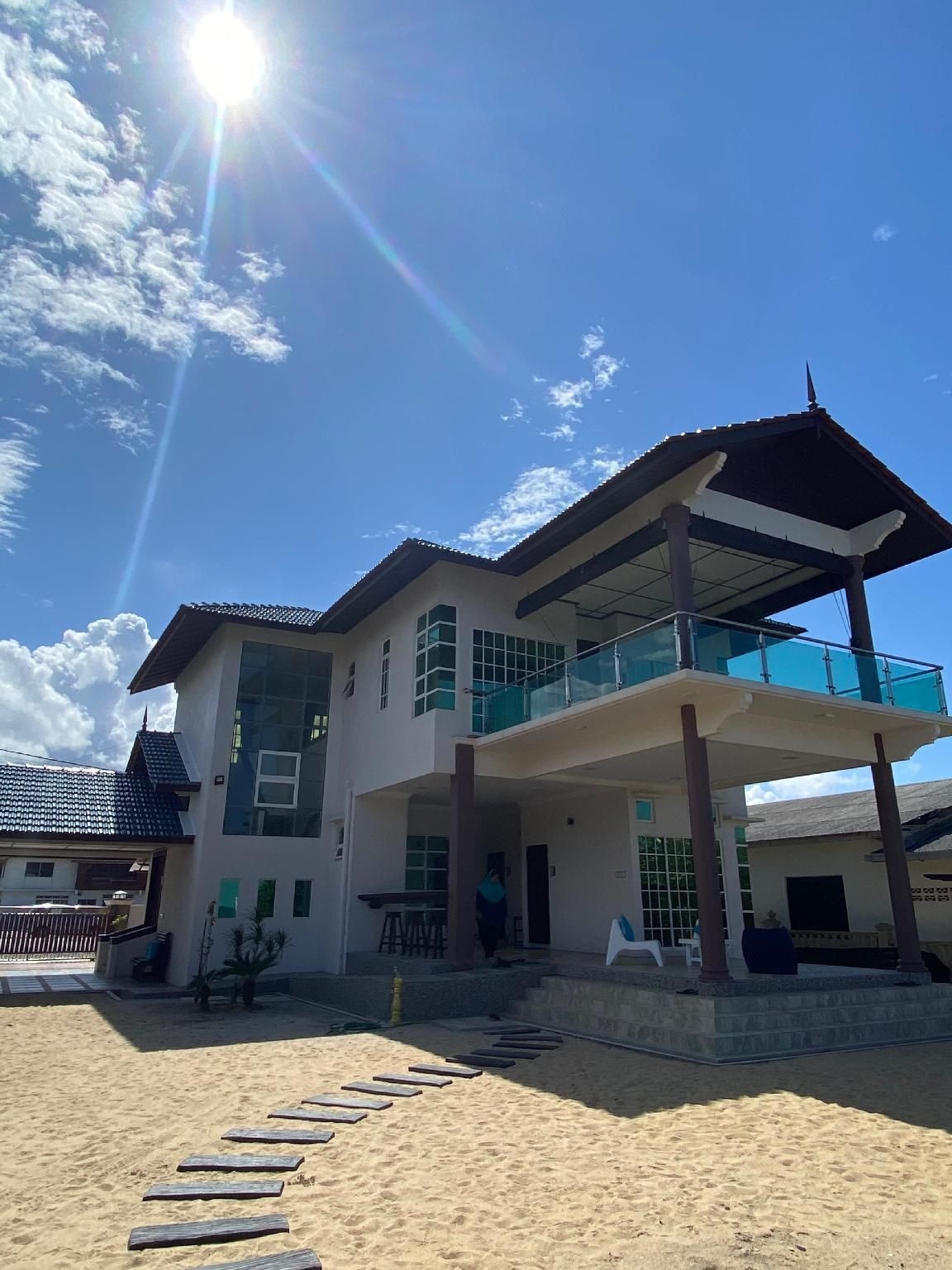 เช บีช เฮาส์ (Che Beach House)0