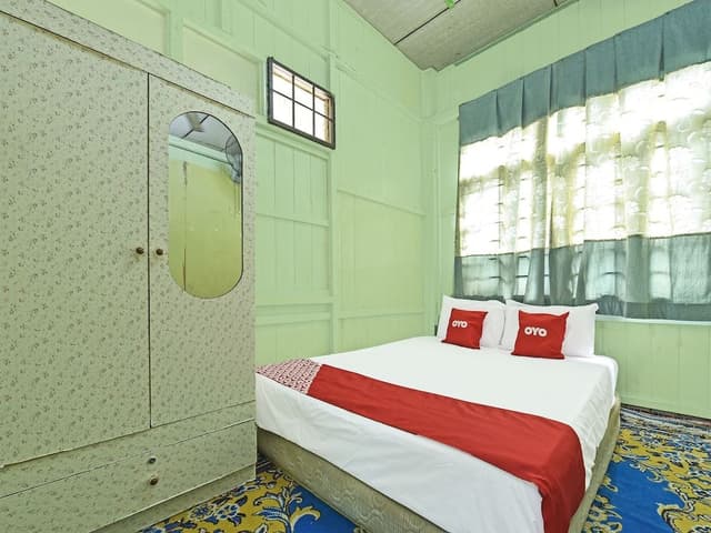 Room, 2 Bedrooms
