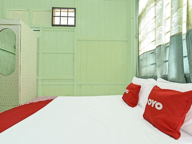 Room, 2 Bedrooms