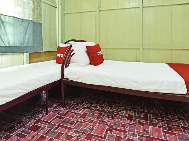 Room, 2 Bedrooms