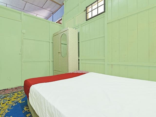 Room, 2 Bedrooms