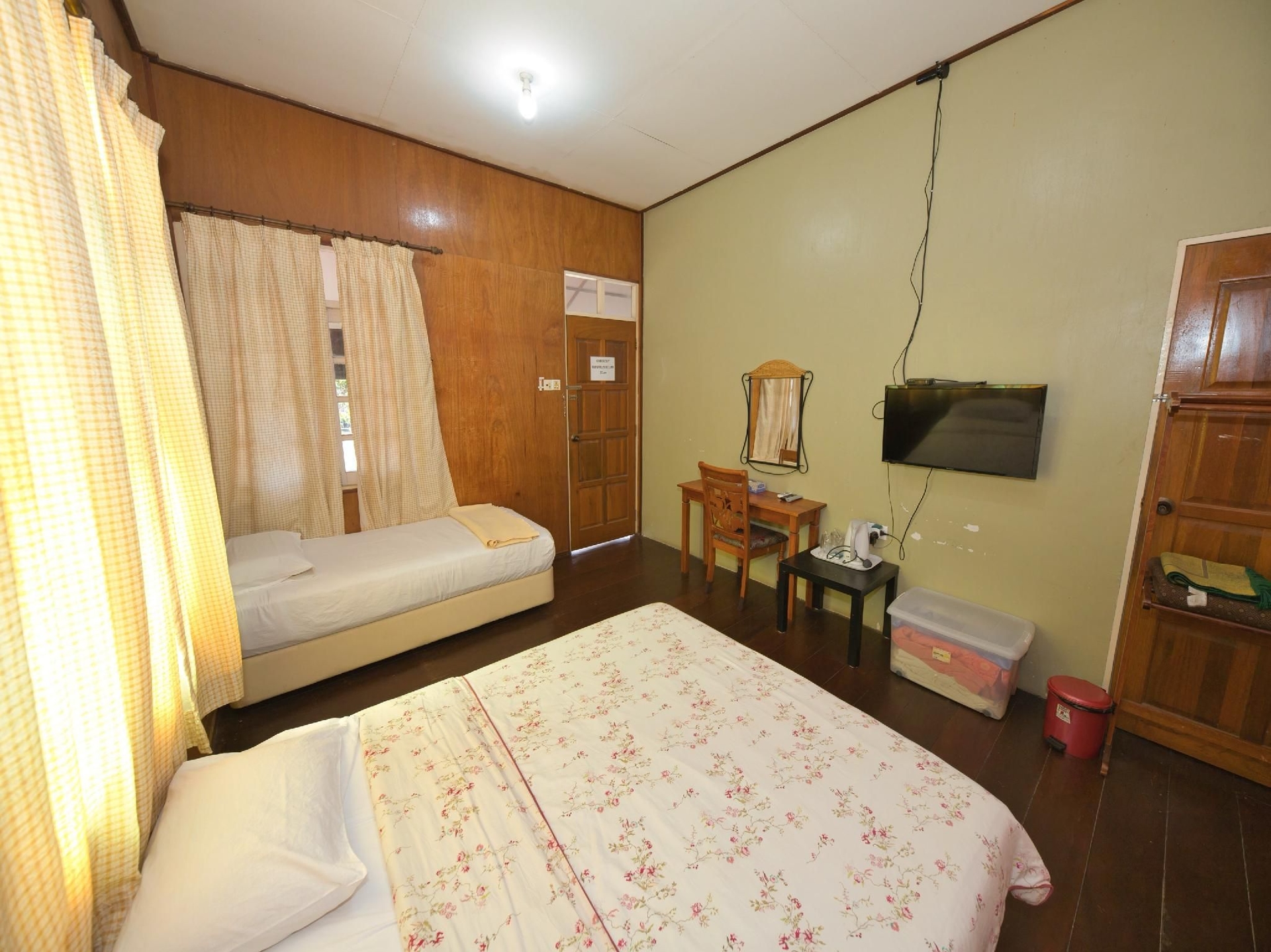 โอวายโอ 90968 เทราตัก ซามูเดราคิตา ชาเลต์ แอนด์ เกสต์เฮาส์ (OYO 90968 Teratak Samuderakita Chalet & Guesthouse)1