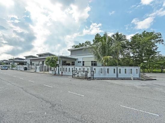 OYO Homes 90606 Casaria Cherating4