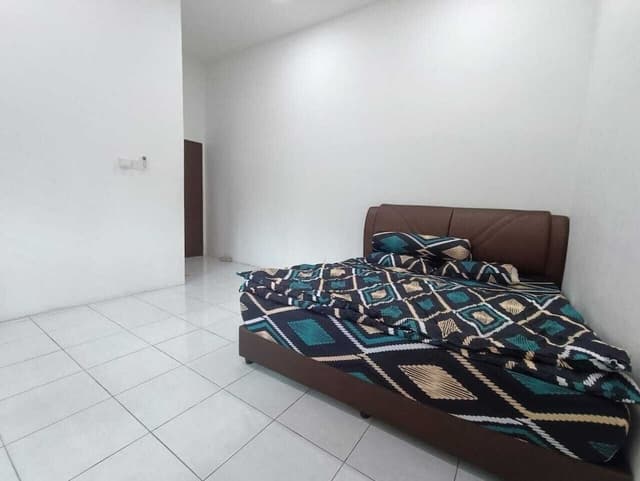 Room, Private Bathroom