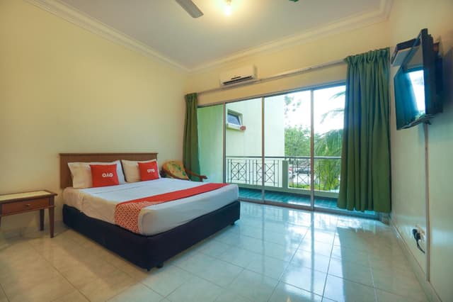 Premium Suite with Bathtub