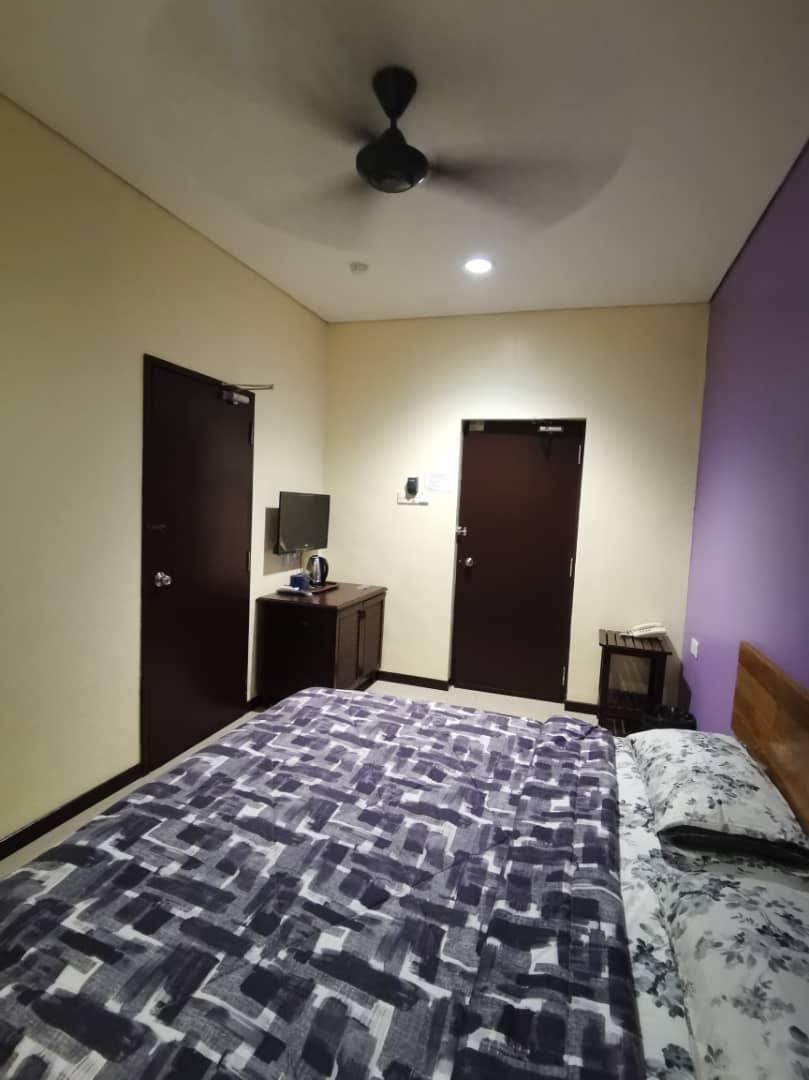 โรงแรมโอโย 90883 พาวิลเลียน อินน์ (OYO 90883 Pavilion Inn Hotel)3