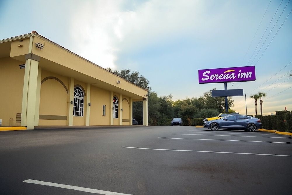 Serena Inn0