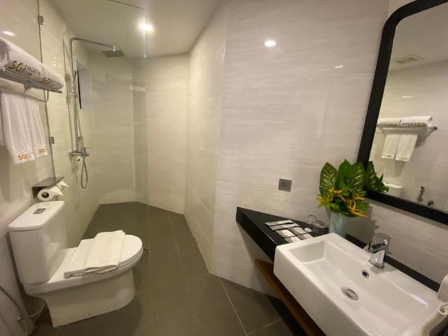 Damai 2 Bedroom
