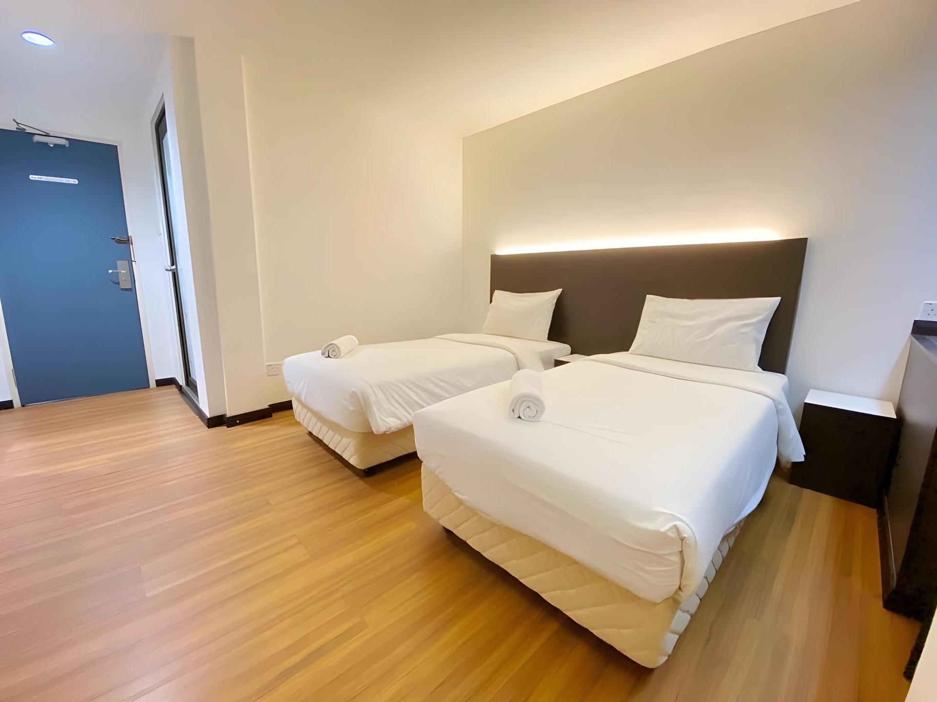 Seaview Business Inn3