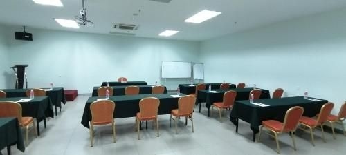 โรงแรมลี่ฮัว บินตูลู เซ็นทรัล (Li Hua Hotel, Bintulu Sentral)1