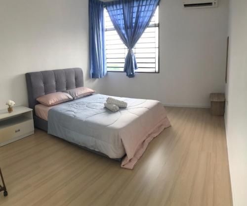 Taiping RainTown Homestay 2 Car Park4