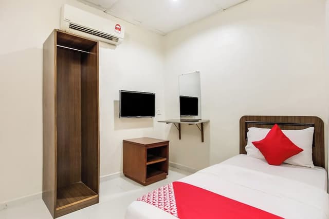 Deluxe Single Room