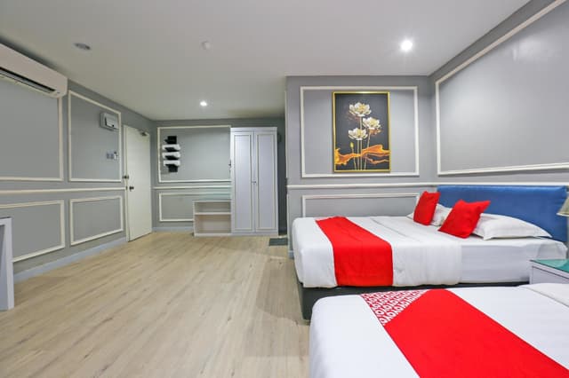 Deluxe Triple Room