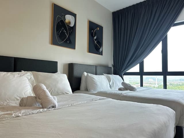 Deluxe Studio Suite