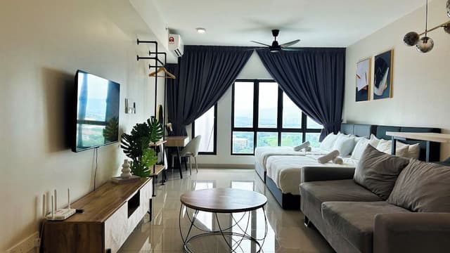 Deluxe Studio Suite