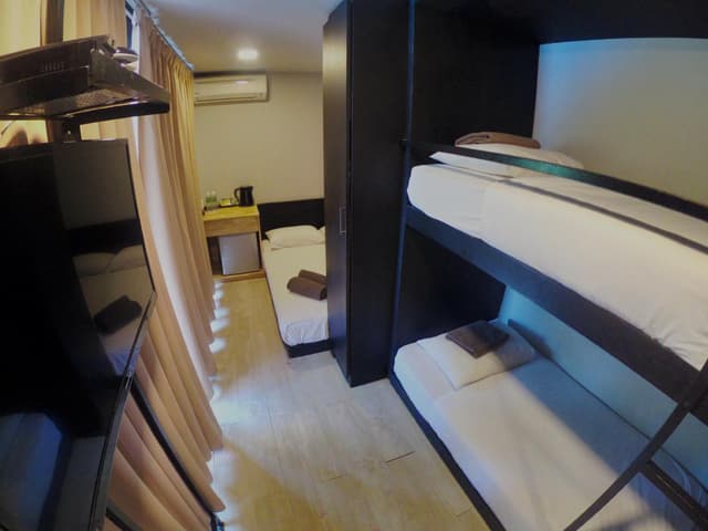 Pool view Quadruple room
