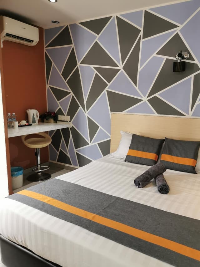Deluxe King Room