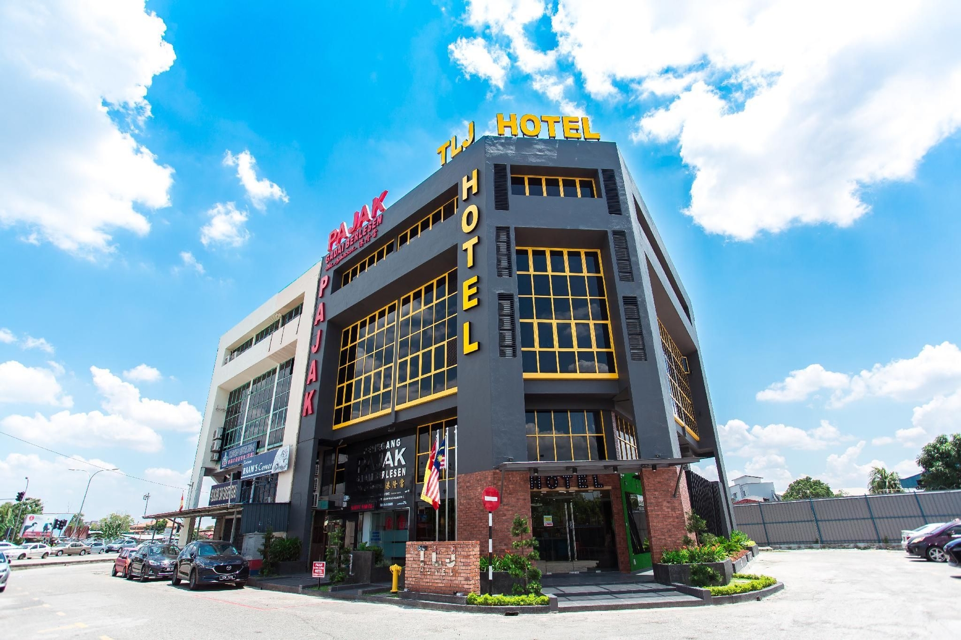 ทีแอลเจ โฮเต็ล (Tlj Hotel)2