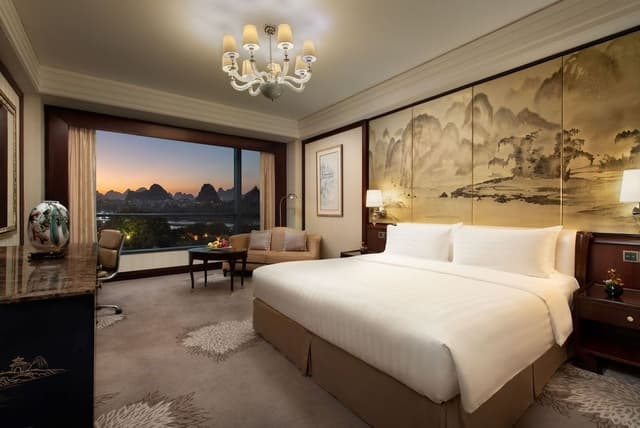 Horizon, Room, 1 King Bed, River View