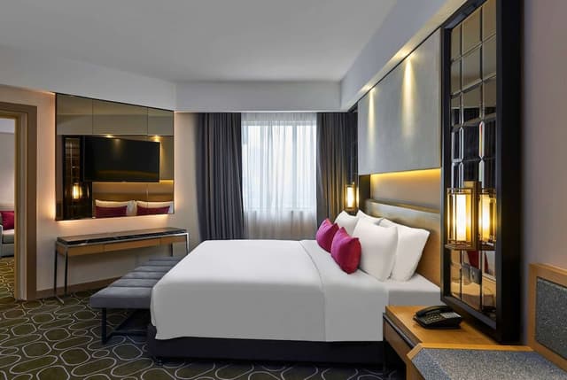 Junior Suite, 1 King Bed