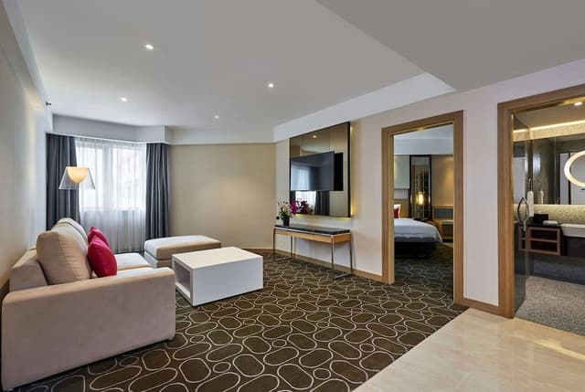Junior Suite, 1 King Bed
