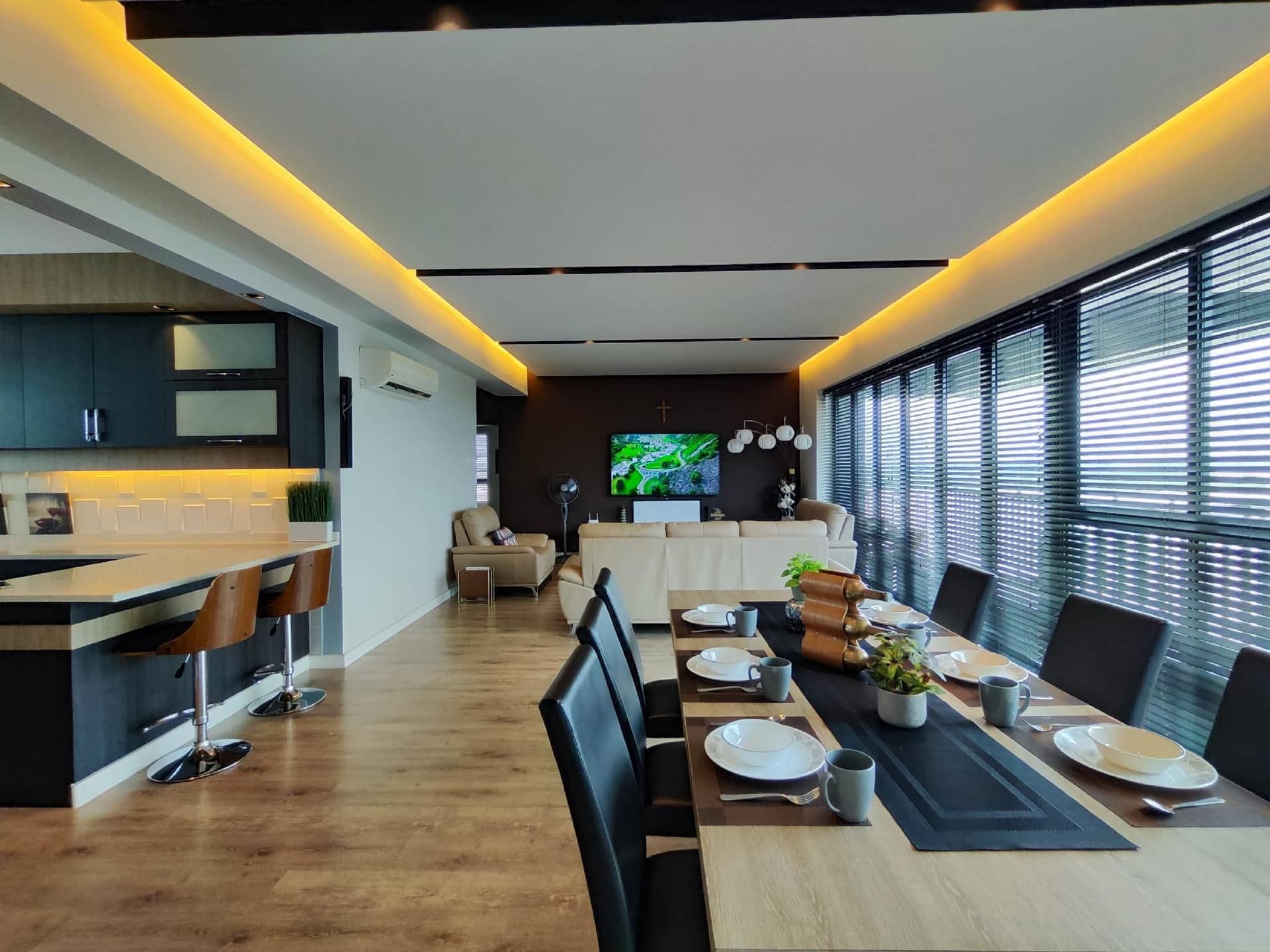 Bright Cozy Condo Bright Cozy Condo