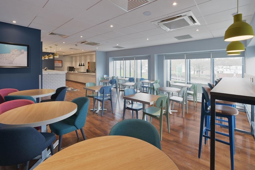 Travelodge Newcastle Under Lyme Central3