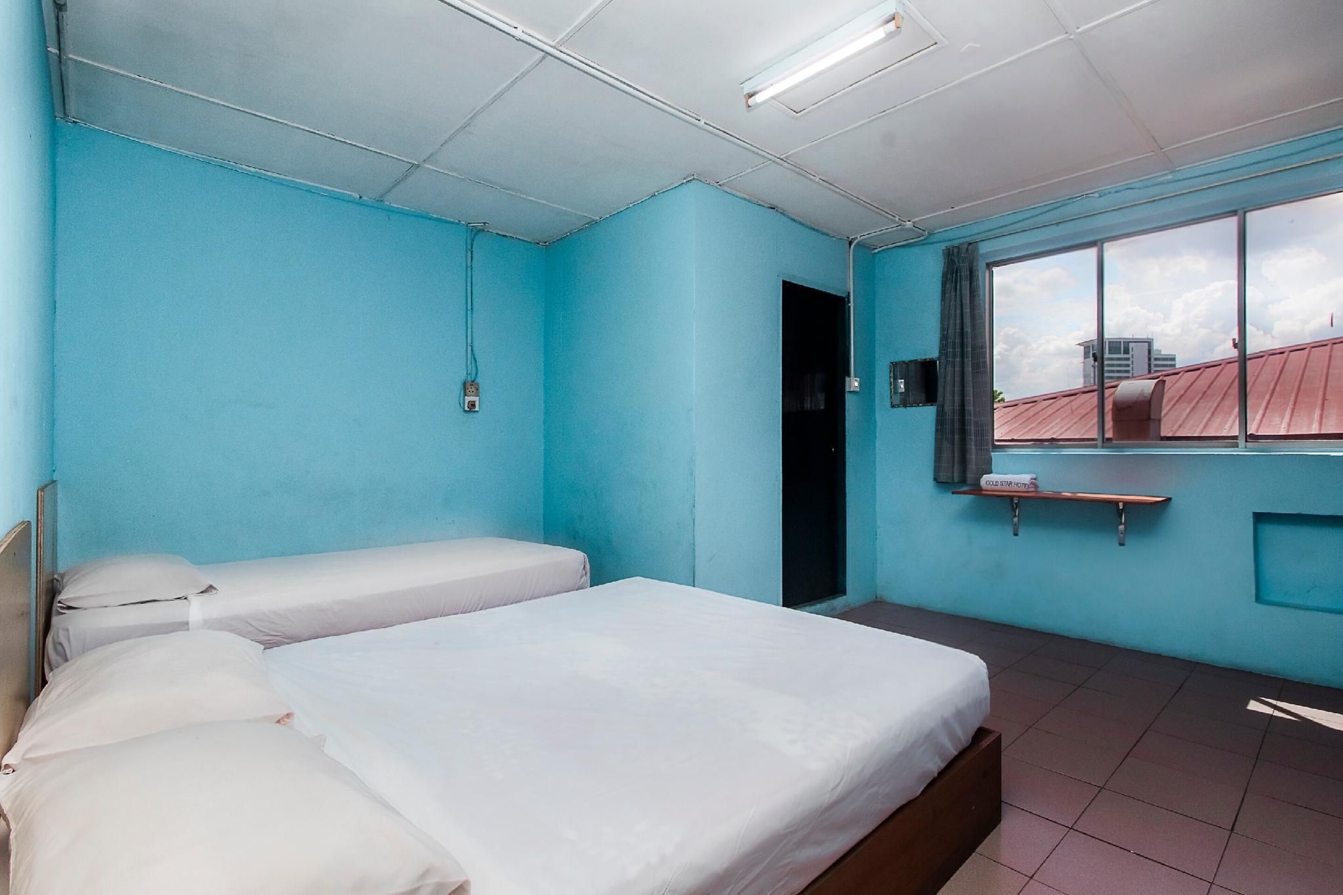 Spot On 89916 Gold Star Hotel1