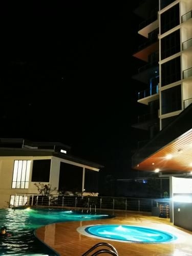 ฮันส์ เรสซิเดนซ์ ซูเปอร์ โคซี่ ★ สไตลิช 3BR คอนโด (Hann's Residence Super Cozy ★ Stylish 3BR Condo)0