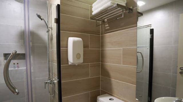 Family Suite, 2 Queen Beds, Accessible, Refrigerator