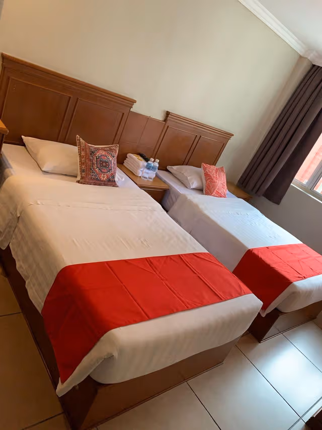Deluxe Twin Room