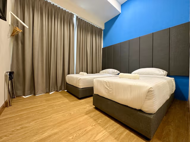 Premium Twin Room - Non-Smoking
