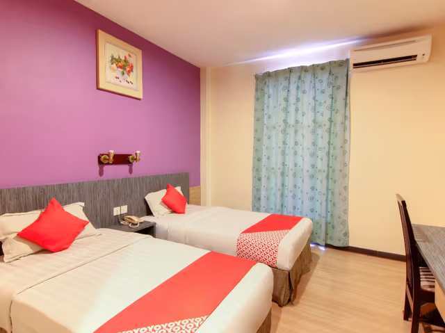 Deluxe Twin Room