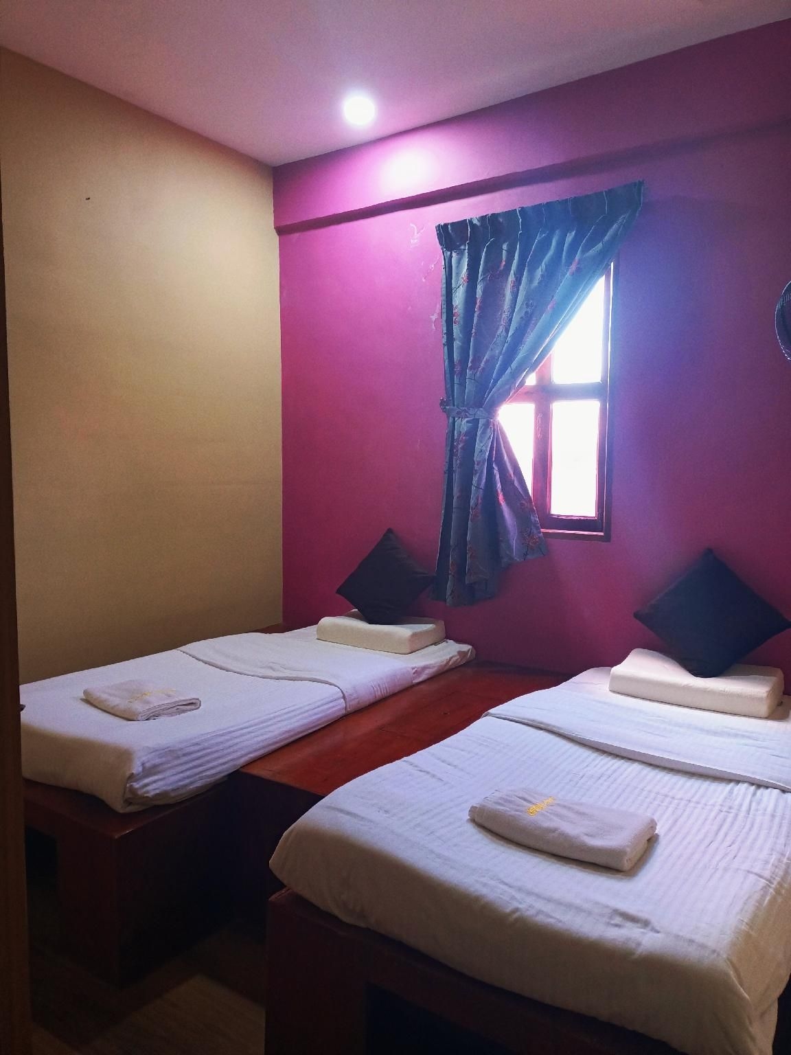 อังกุน ลอดจ์ (Anggun Lodge)1