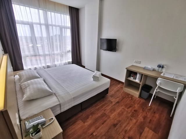 Standard King Room