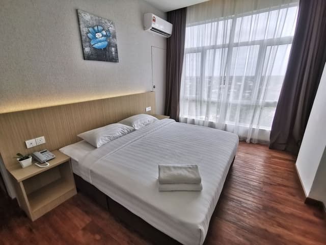 Superior King Room