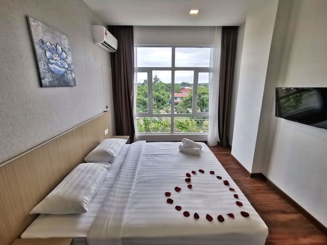 Standard King Room