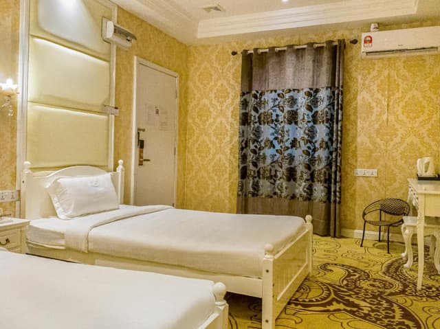 Twin Room