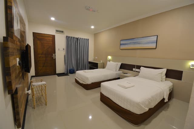 Double Twin Room