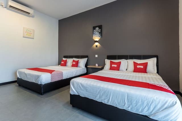 Deluxe Triple Room