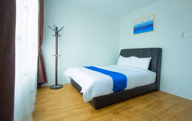 Suite, 5 Bedrooms (Ocean Theme)