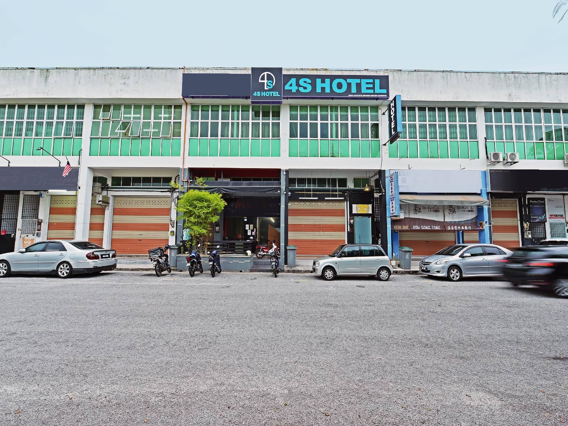 Capital O 90674 4S Hotel Capital O 90674 4S Hotel
