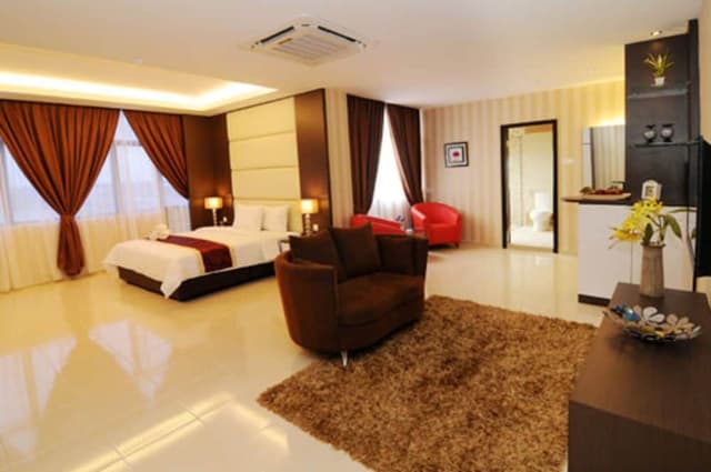 Executive Suite